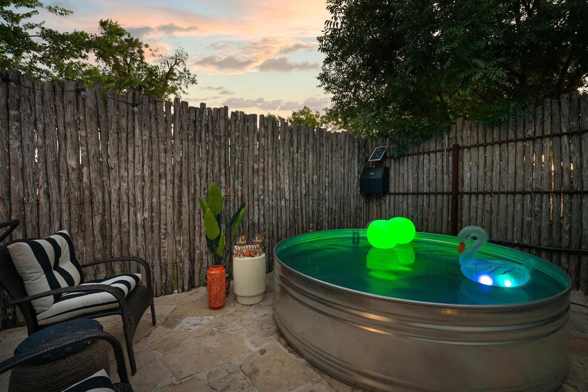 Claret House Full Kitchen And Private Hot Tub Villa Fredericksburg Exteriör bild