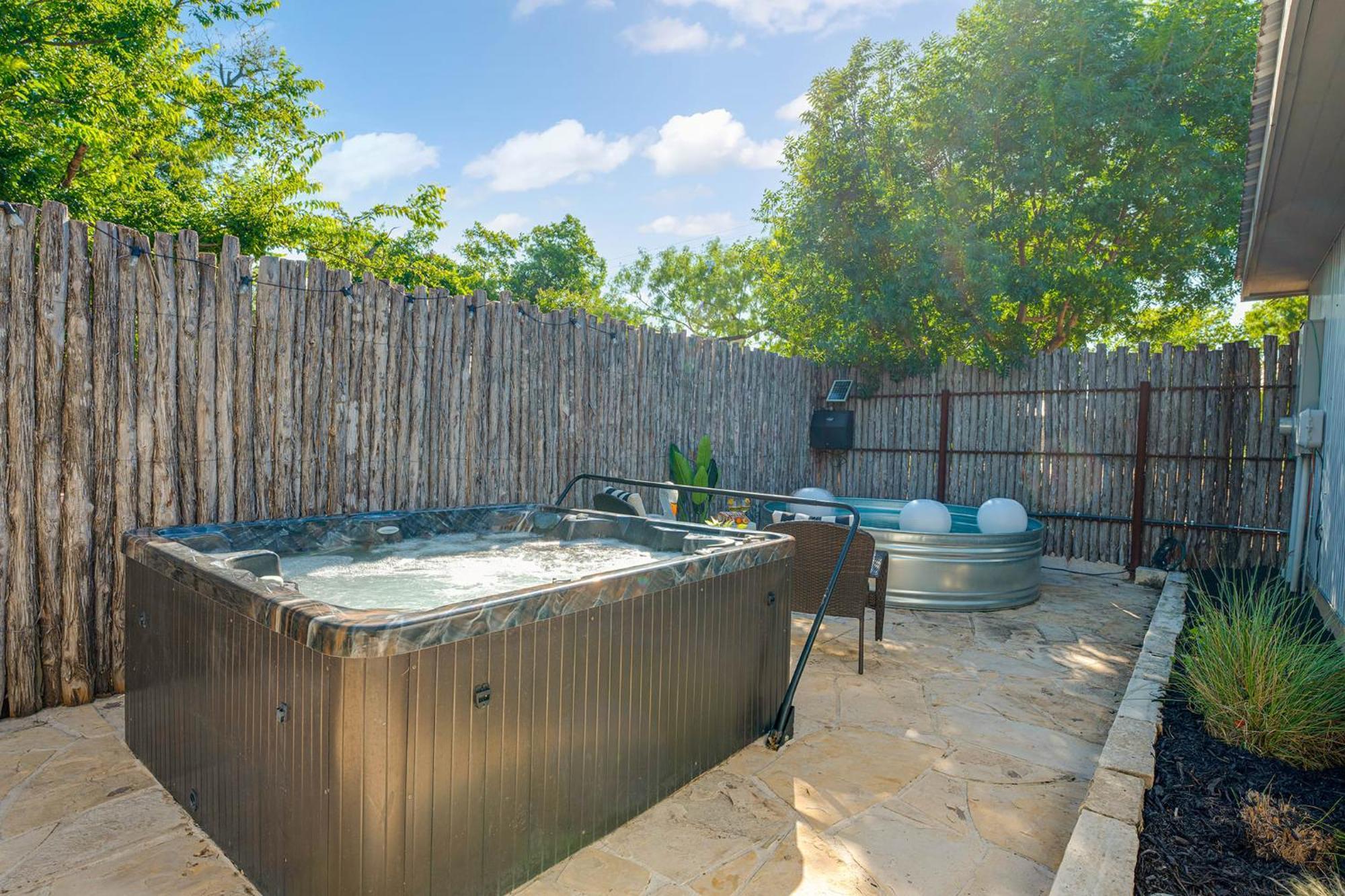 Claret House Full Kitchen And Private Hot Tub Villa Fredericksburg Exteriör bild
